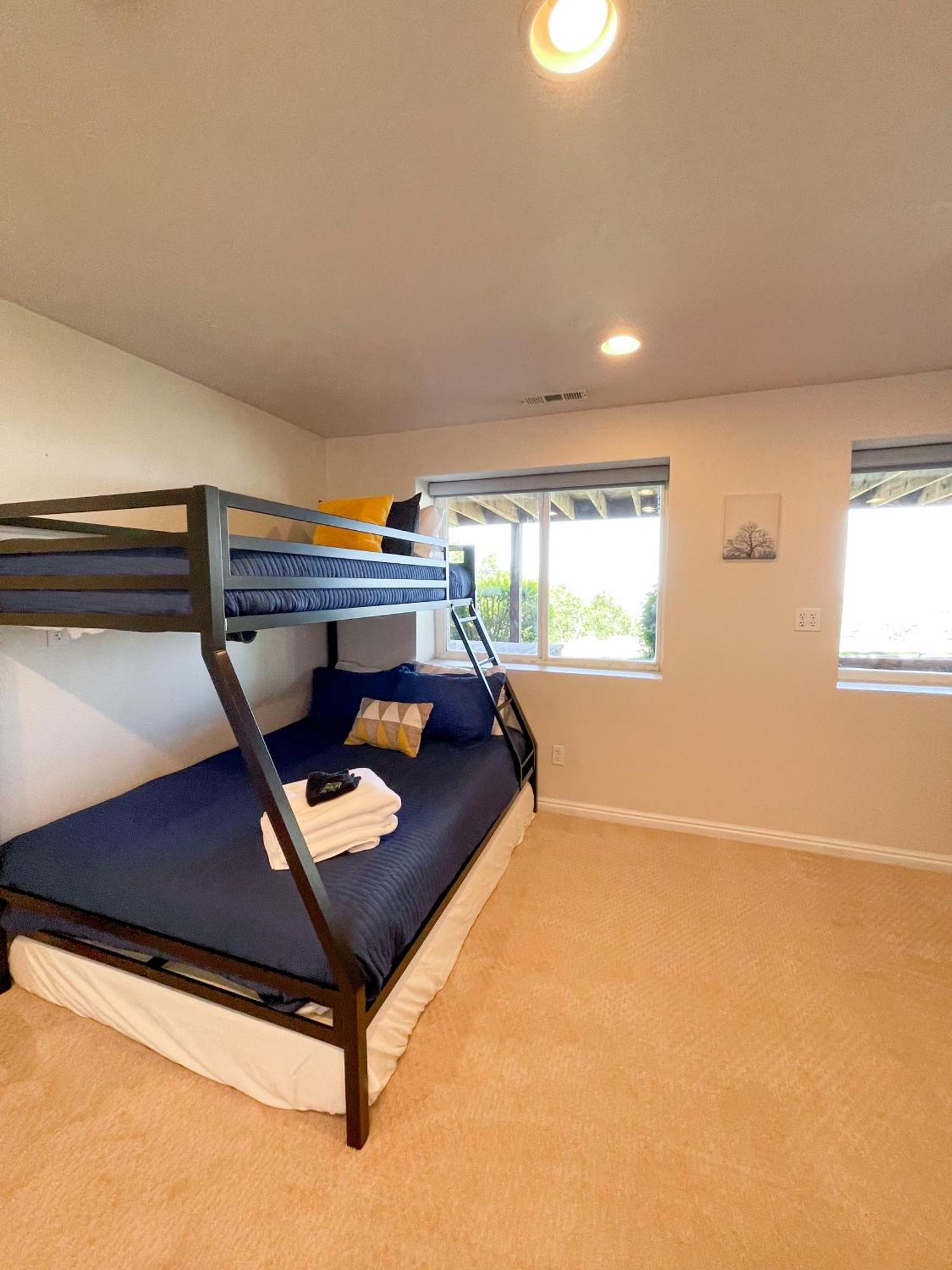 דרפר City View Retreat 2 Bedroom 1 B מראה חיצוני תמונה