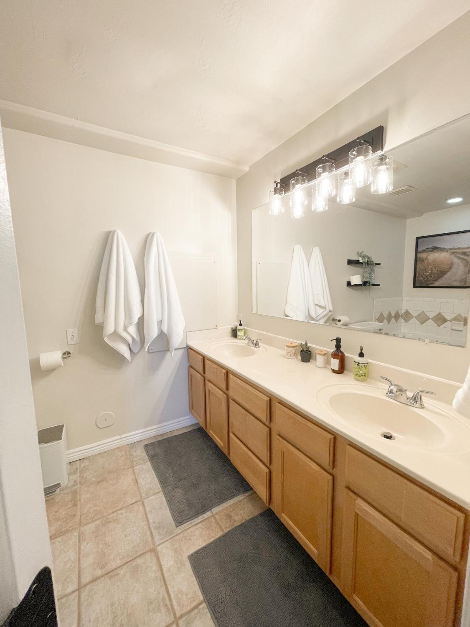 דרפר City View Retreat 2 Bedroom 1 B מראה חיצוני תמונה